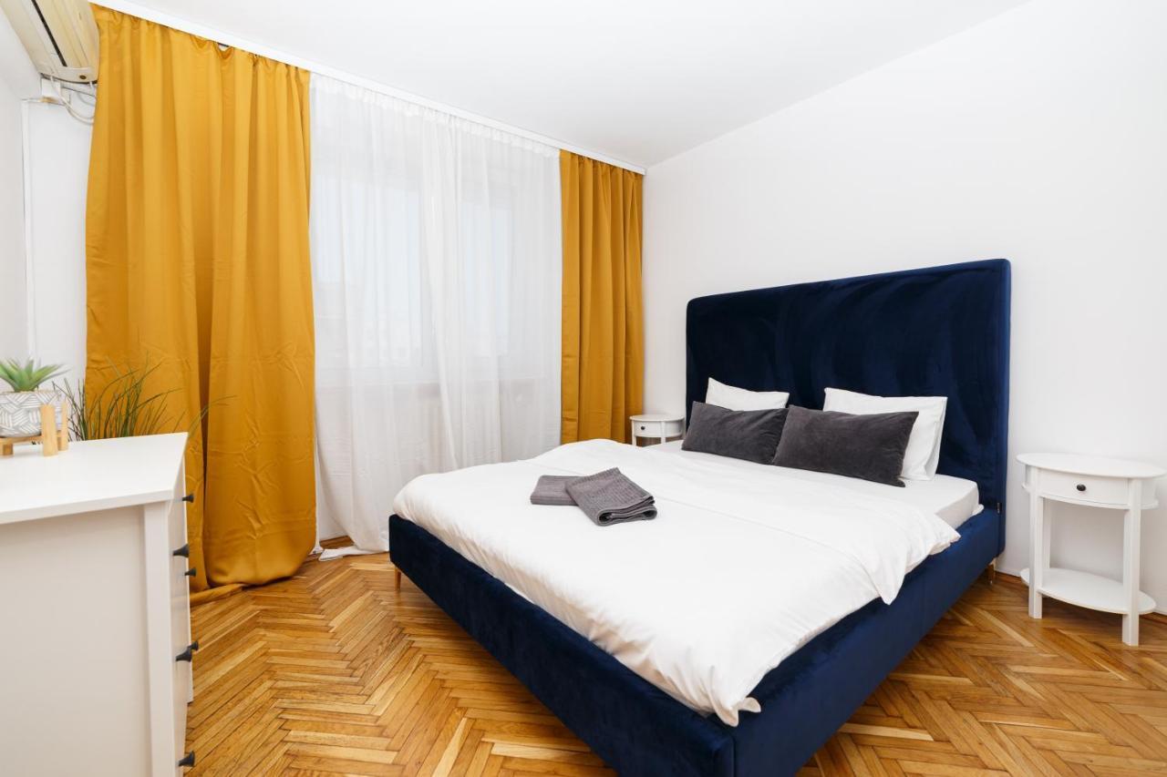 Appartamento Color Ap Calea Victoriei 12C Bucarest Esterno foto