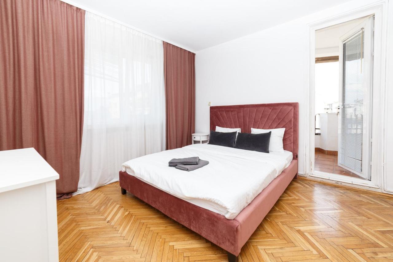 Appartamento Color Ap Calea Victoriei 12C Bucarest Esterno foto